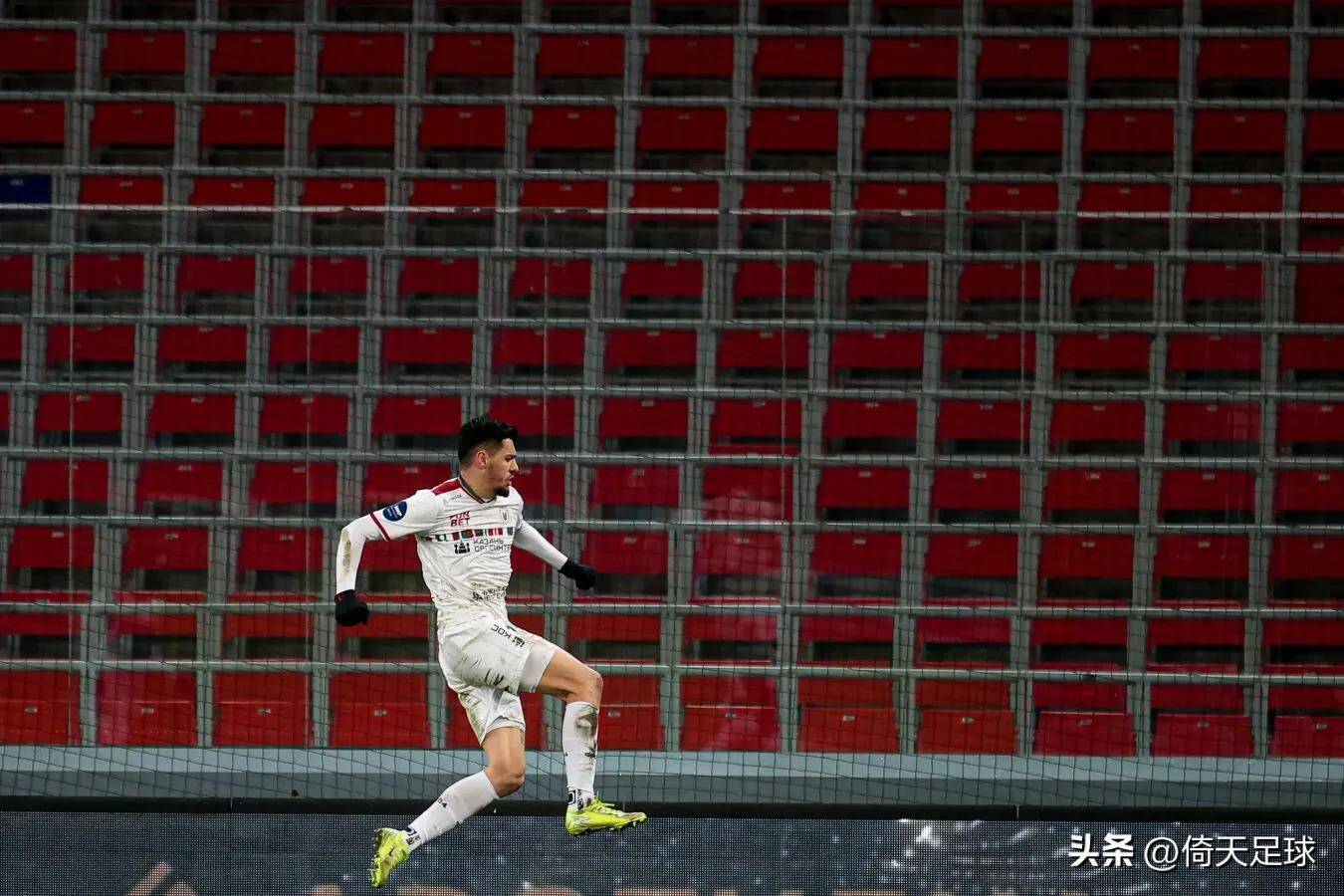 九游电竞入口 -包含里程碑夜马赛更衣室发声;法甲国际比赛日刷纪录;媒体盛赞;年轻球员得到机会的词条